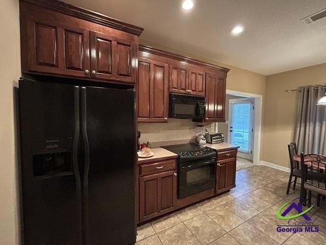 103 Winthrop Ct - Photo 4 of 36