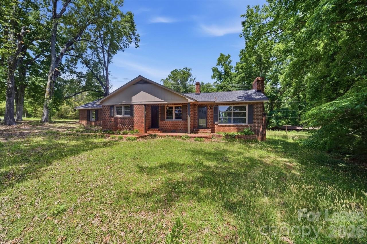 2988 Great Falls Hwy - Photo 3 of 34