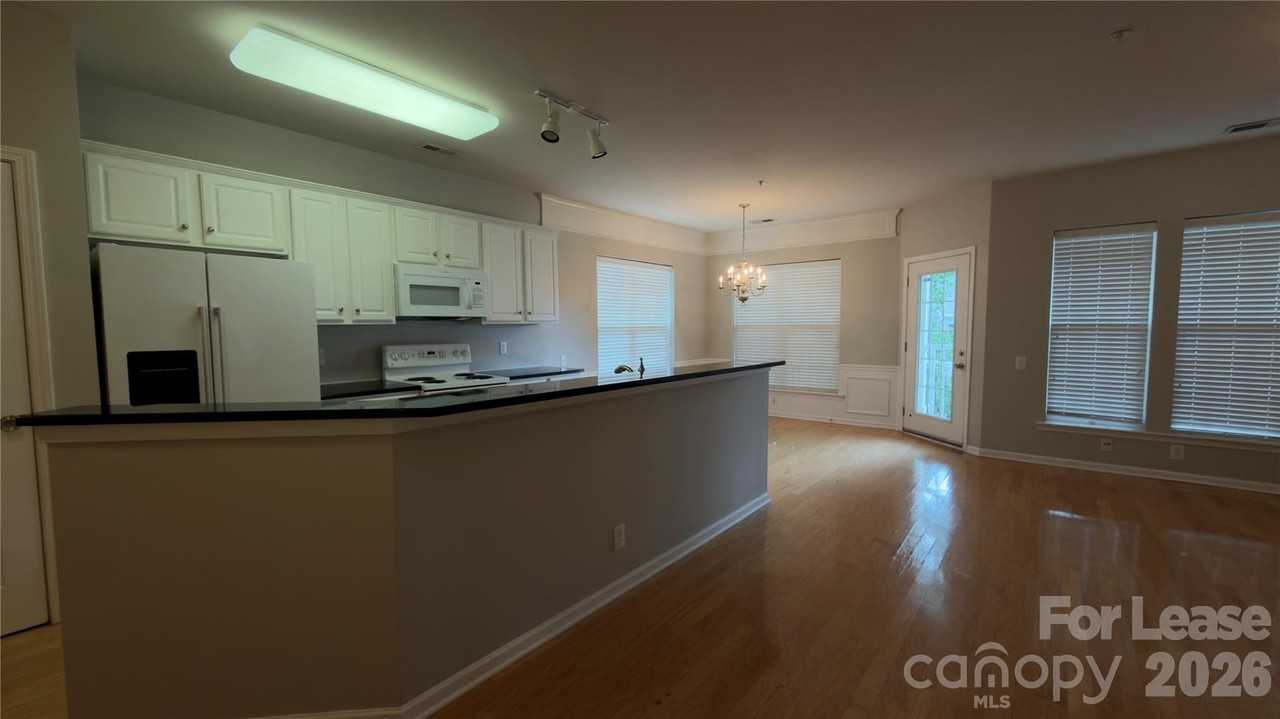 3282 Margellina Dr - Photo 2 of 7