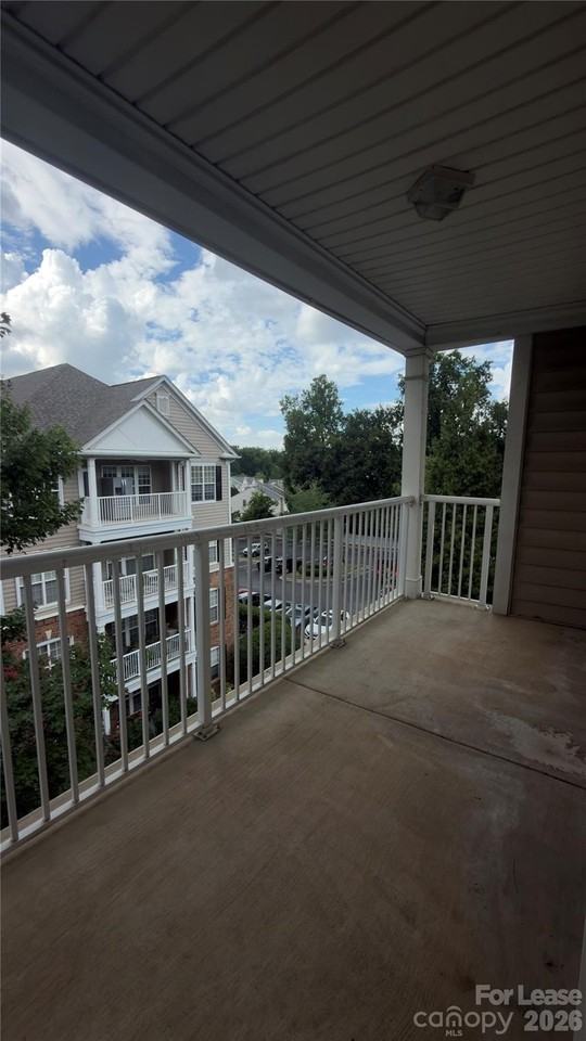 3282 Margellina Dr - Photo 3 of 7
