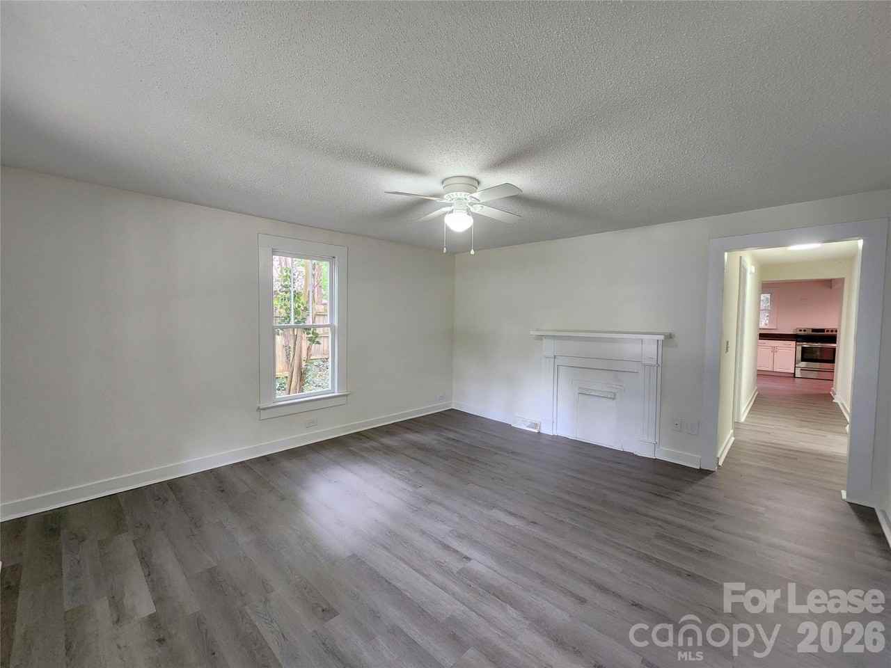 650 Harris St Nw - Photo 2 of 19