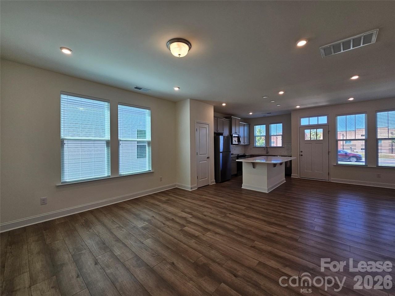 1027 S Point Rd - Photo 4 of 22