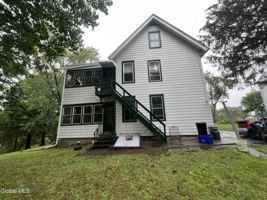 featured image of 8 Summit St #1st