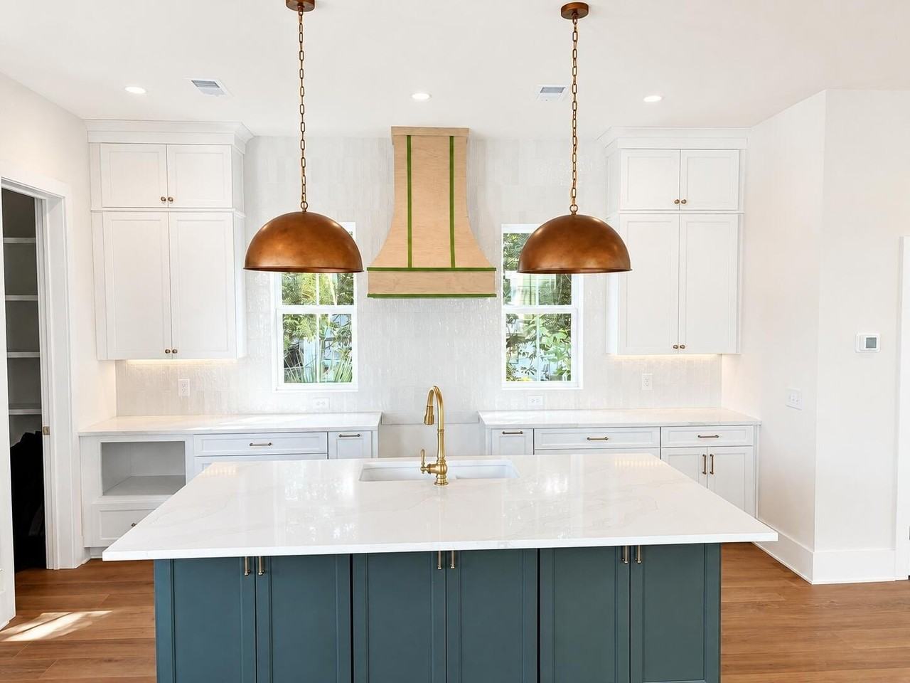 42 Cooper St #C - Photo 4 of 35