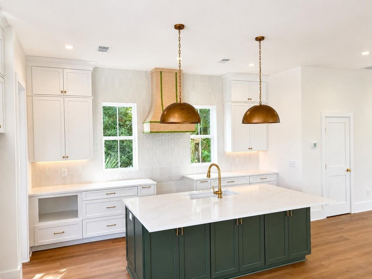 42 Cooper St #C - Photo 6 of 35
