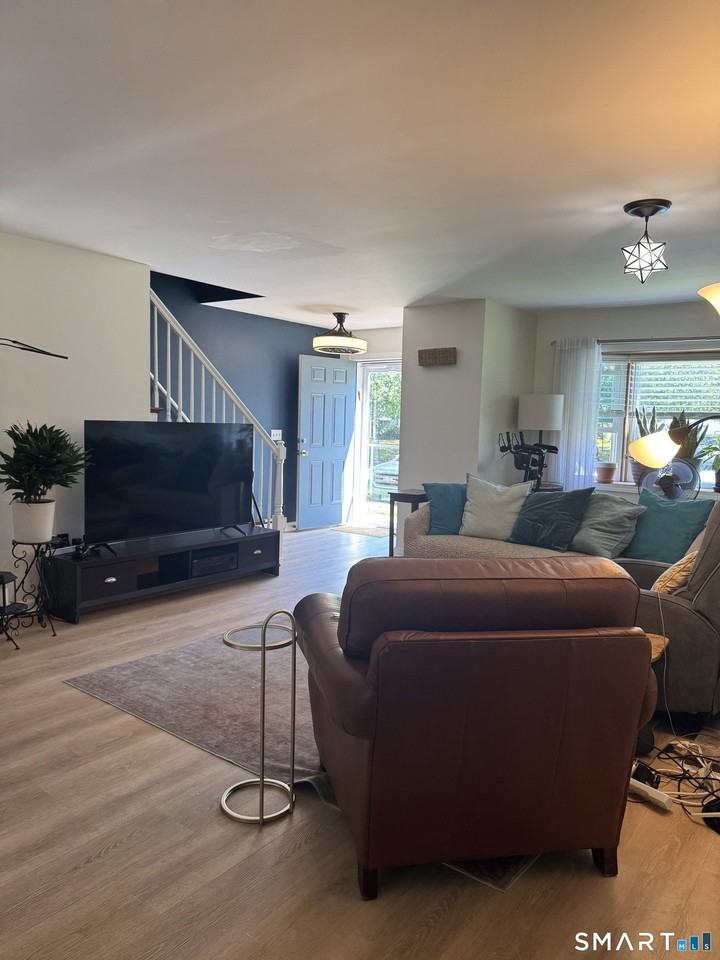 611 Ocean Ave #D4 - Photo 4 of 35