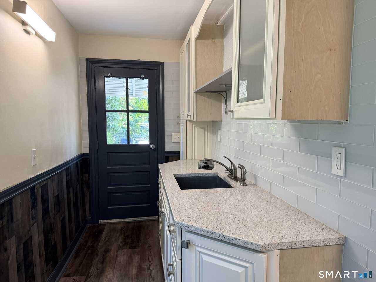 21 Millard St #1 - Photo 6 of 20