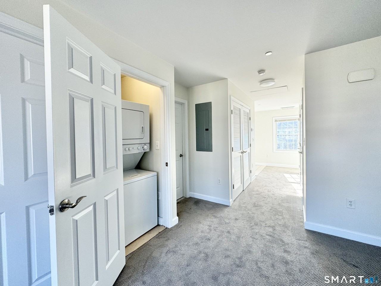 36 Fairgate Dr - Photo 6 of 15