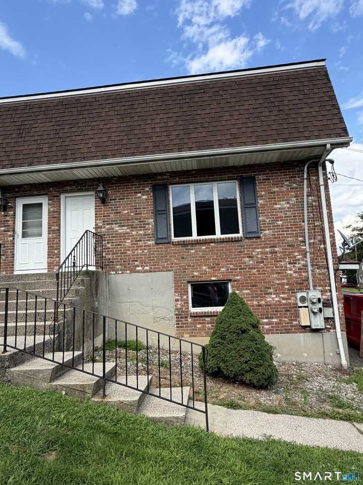 1474 Highland Ave #1 - Photo 2 of 16