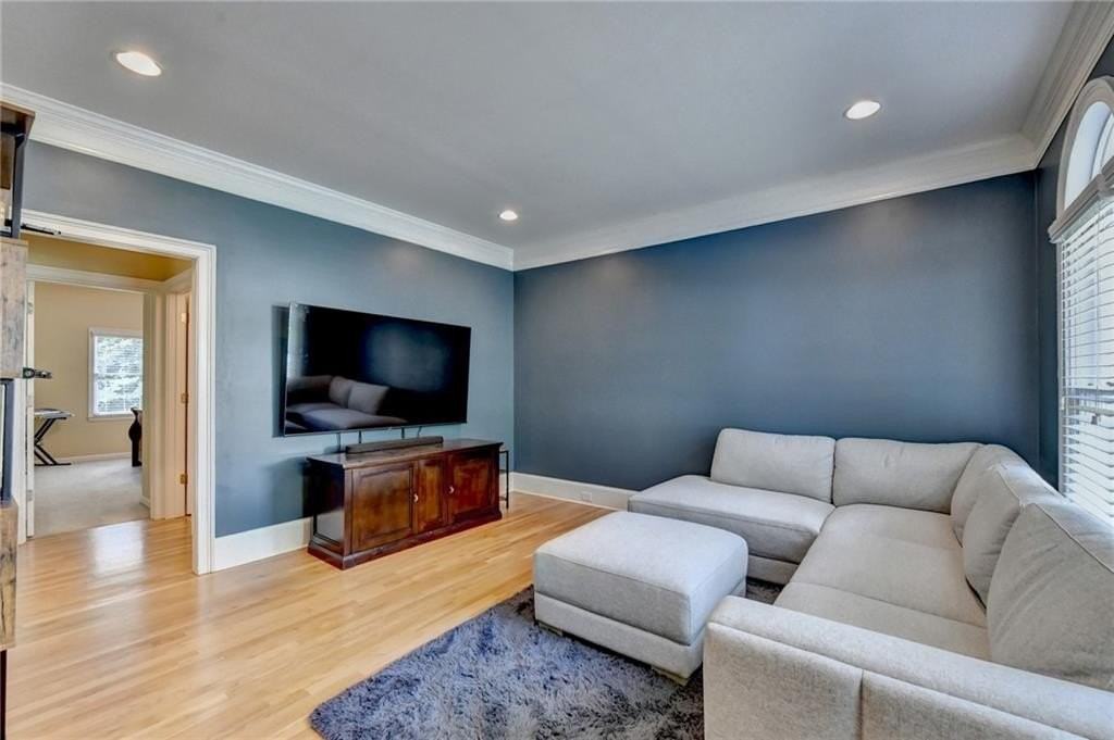 10370 Sugar Crest Ave - Photo 5 of 50