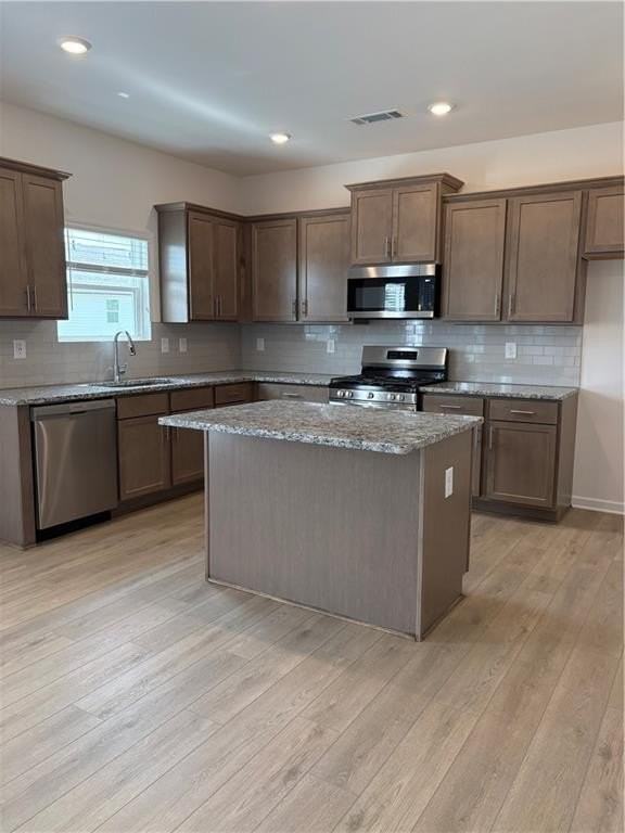 329 Bloomfield Cir - Photo 5 of 21