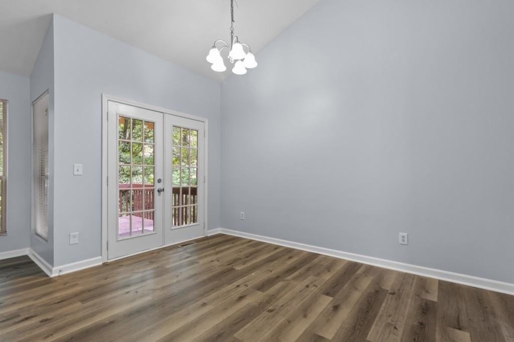 2262 Cobb Creek Dr - Photo 6 of 39