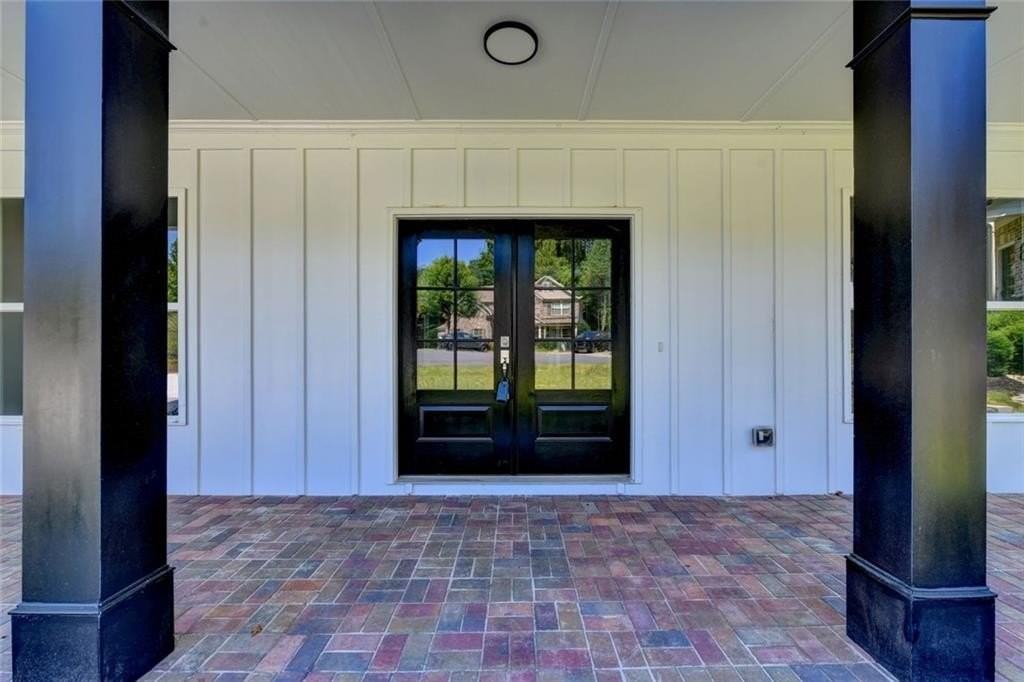 9135 Fox Trail Ln - Photo 2 of 50
