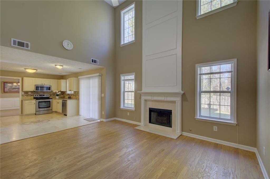 2820 Northcliff Dr - Photo 5 of 20