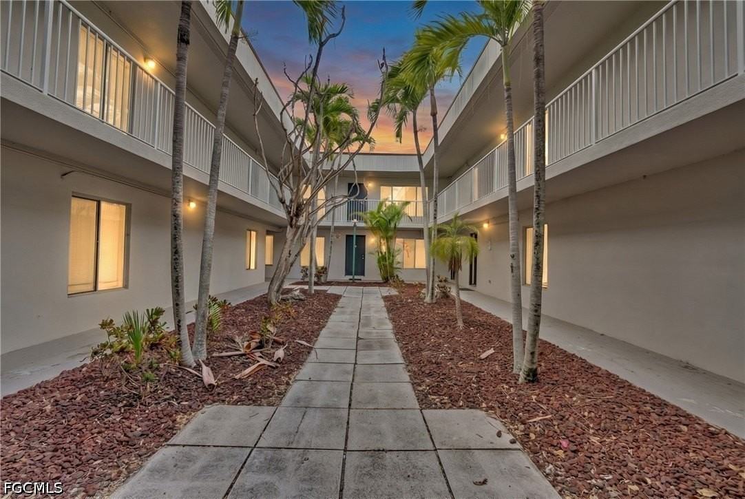1830 Maravilla Ave #814 - Photo 2 of 16