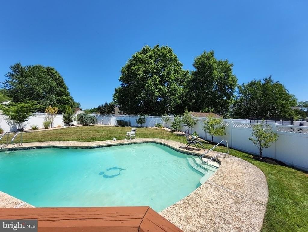 504 Parliament Rd - Photo 5 of 28