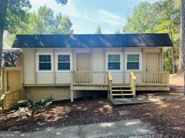 featured image of 45 Westgate Dr #5