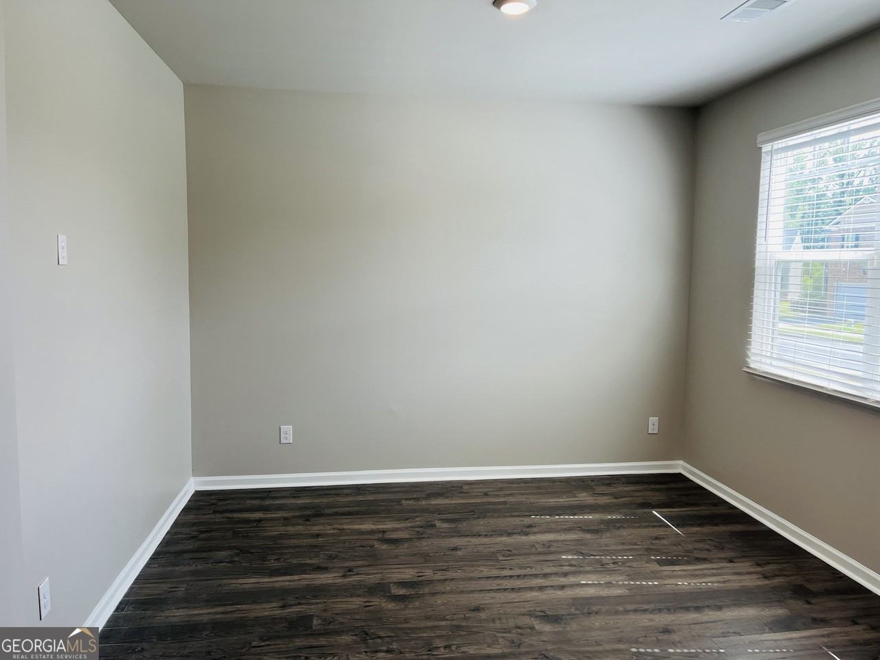 19 White Spruce Way - Photo 4 of 46