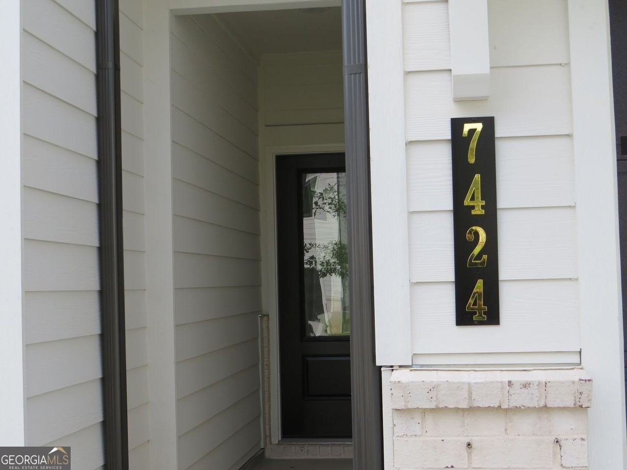 7424 Quinn Pl - Photo 2 of 25