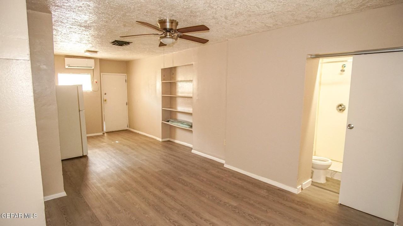 1111 N Cotton St #E - Photo 6 of 9