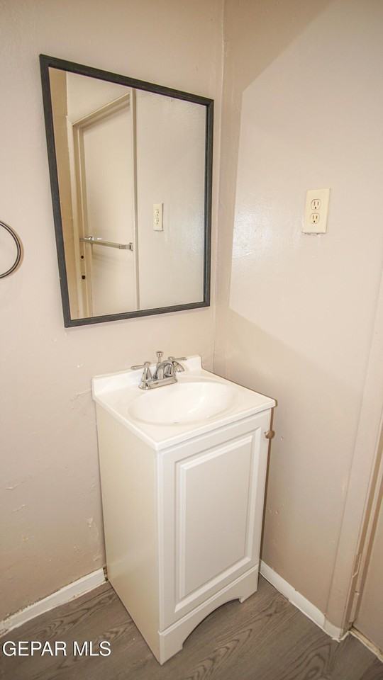 1111 N Cotton St #E - Photo 7 of 9