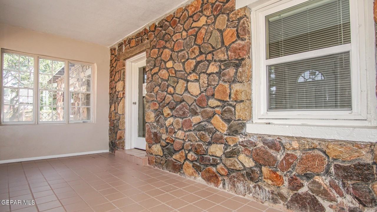 7320 Dale Rd #MAIN - Photo 2 of 26