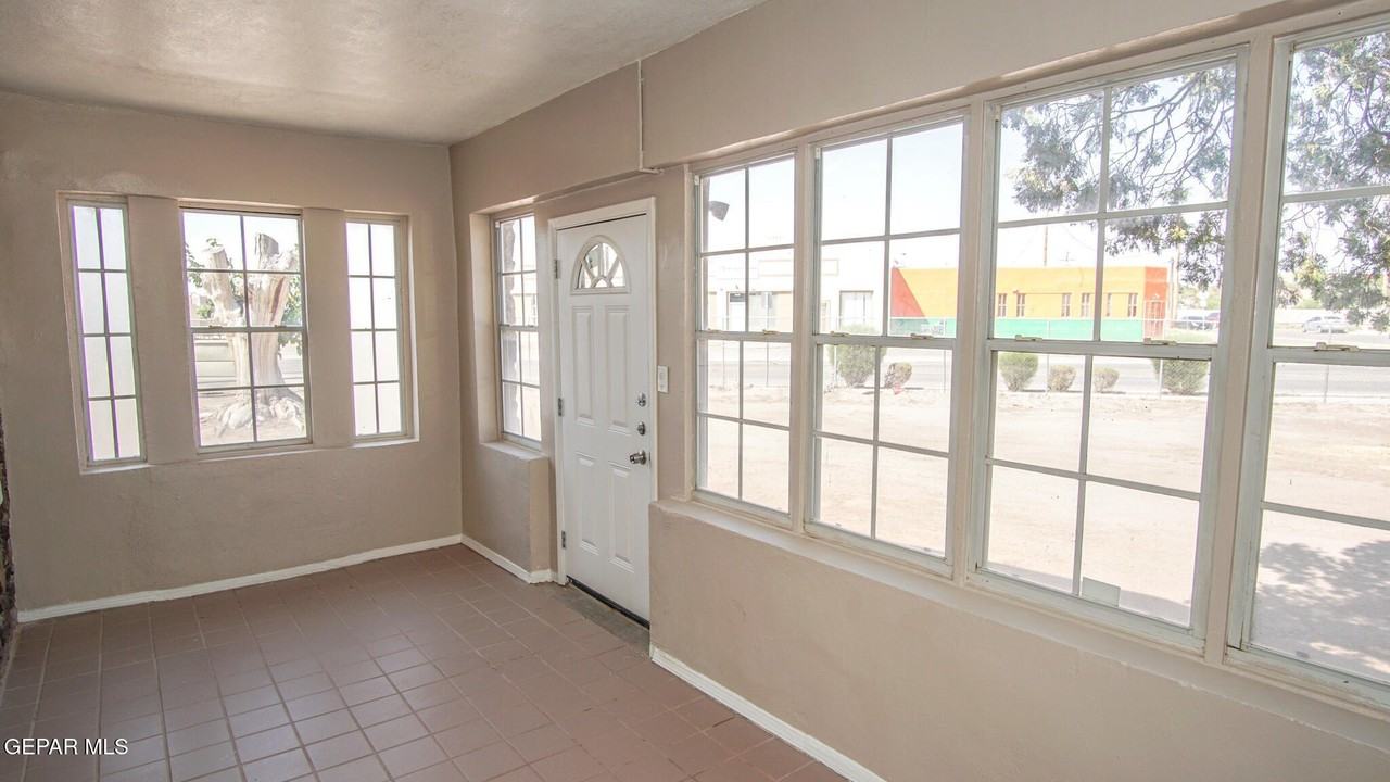 7320 Dale Rd #MAIN - Photo 4 of 26