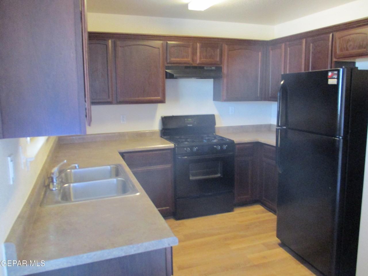 14313 Gil Reyes Dr #C - Photo 4 of 27