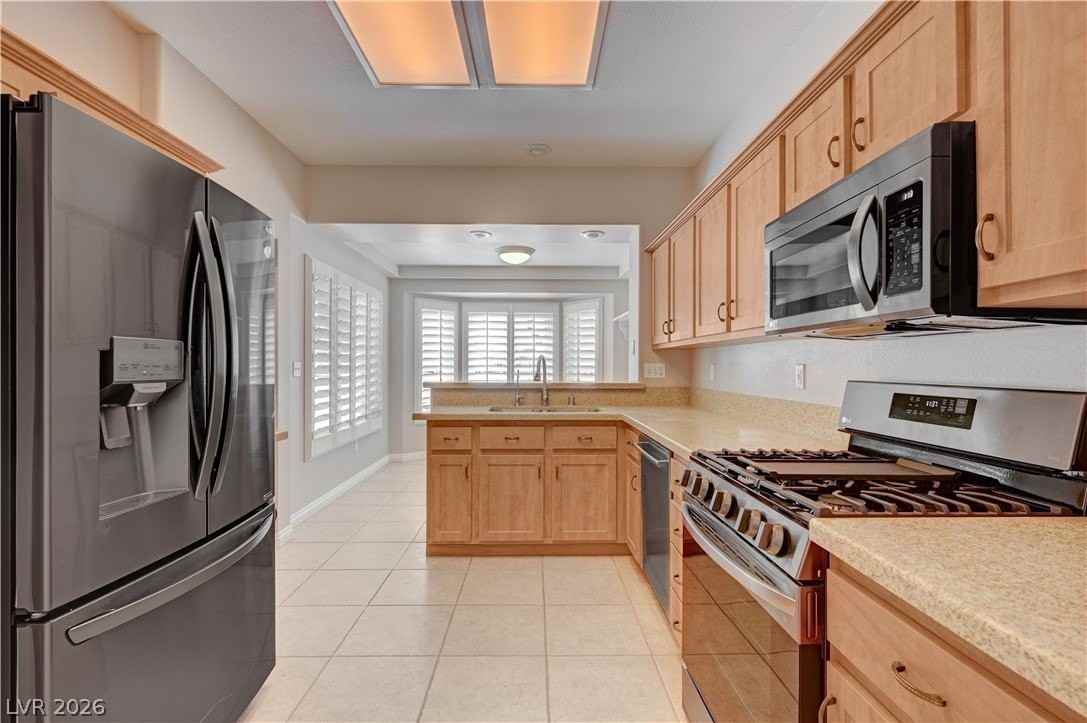 10609 Paradise Point Dr - Photo 6 of 48