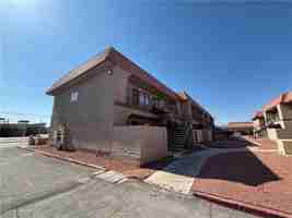 featured image of 4300 N Lamont St #212