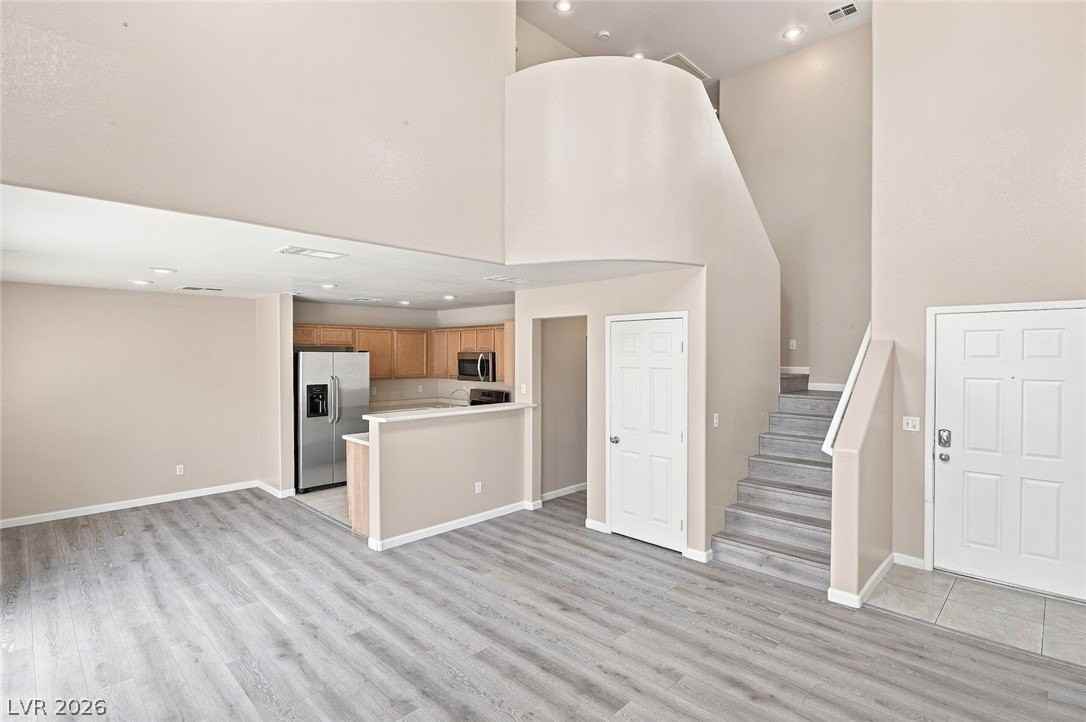 1915 Sundown Canyon Dr - Photo 3 of 39