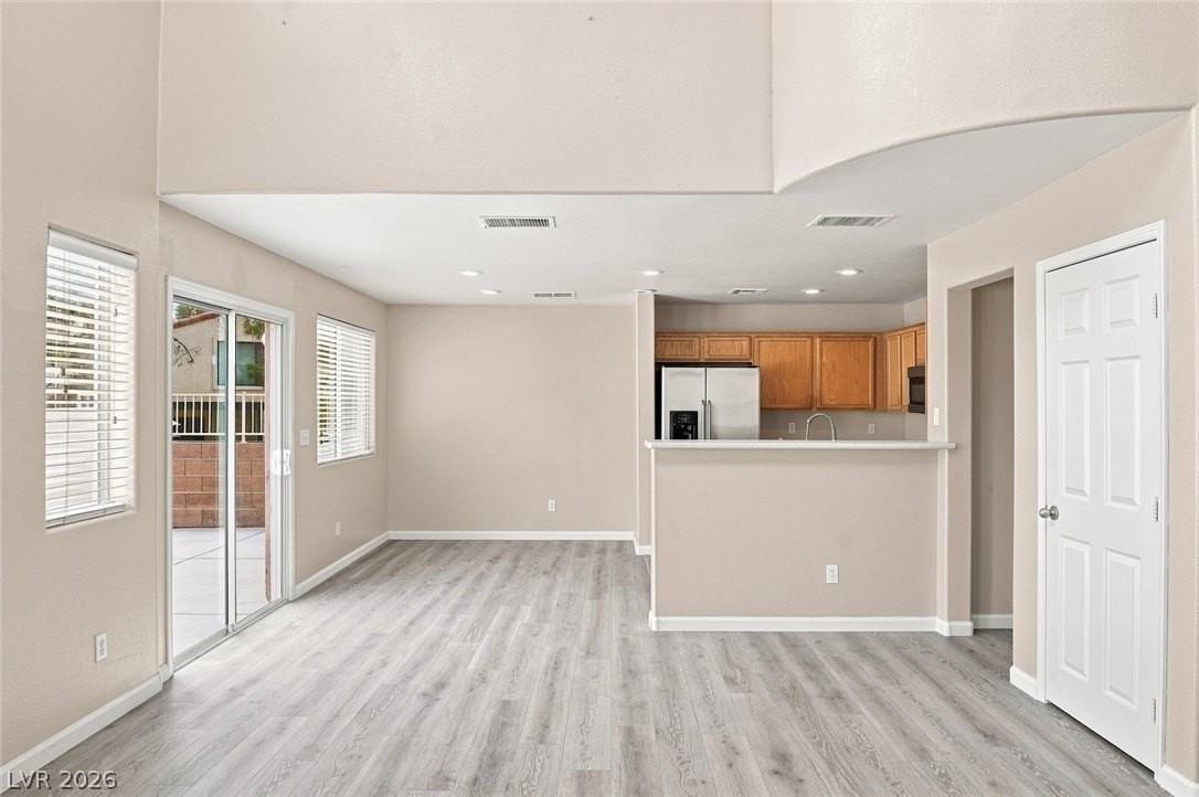 1915 Sundown Canyon Dr - Photo 6 of 39