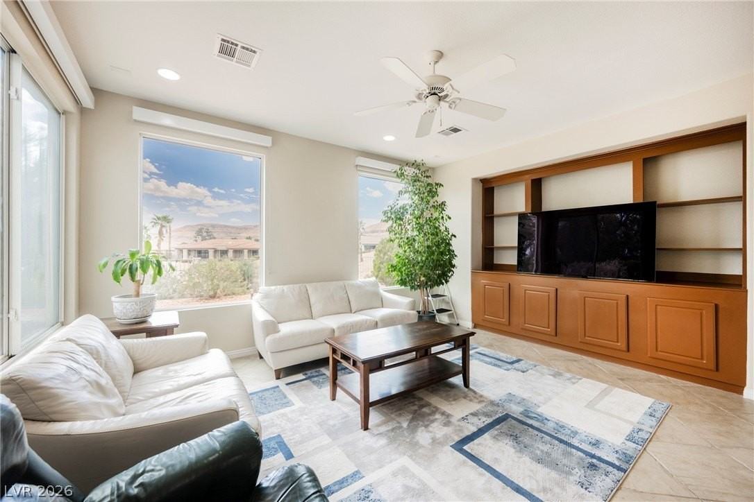 5222 Fiore Bella Blvd - Photo 3 of 44