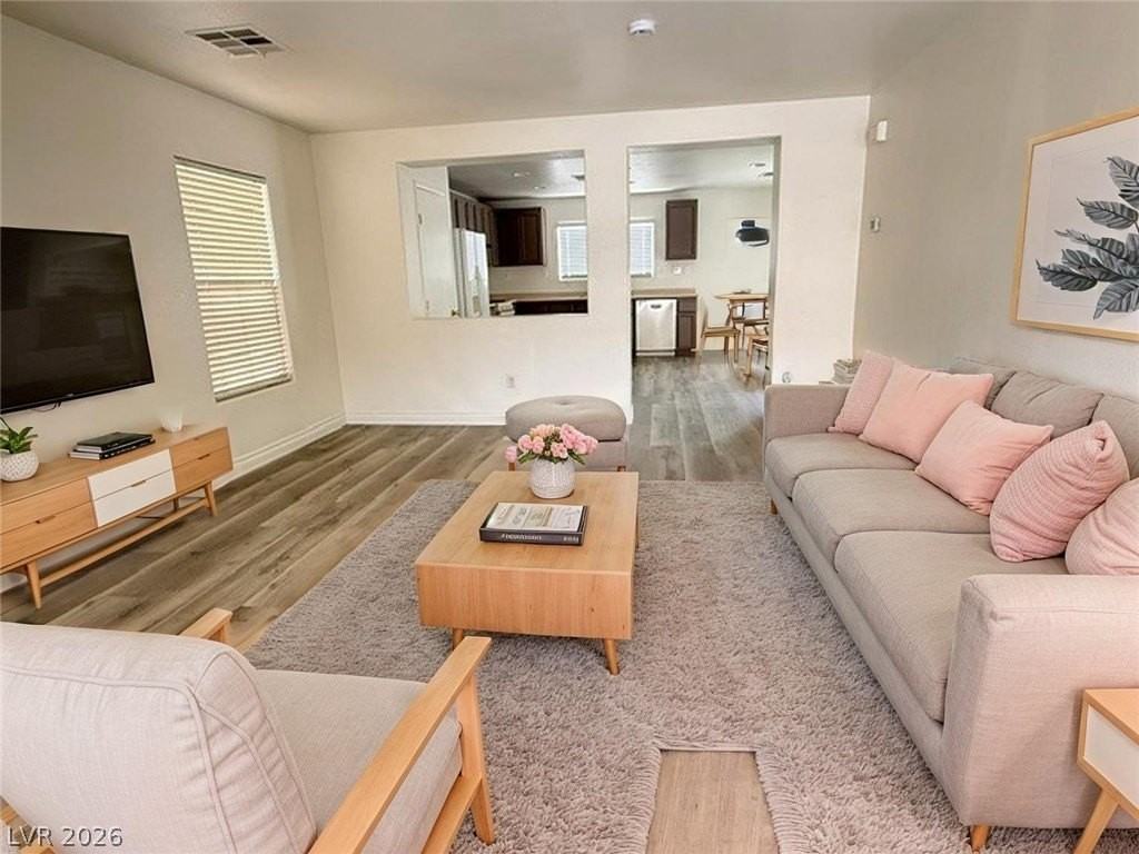 8012 Dutch Villas St - Photo 2 of 16