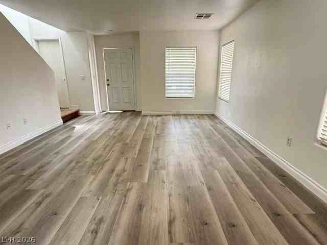 8012 Dutch Villas St - Photo 4 of 16
