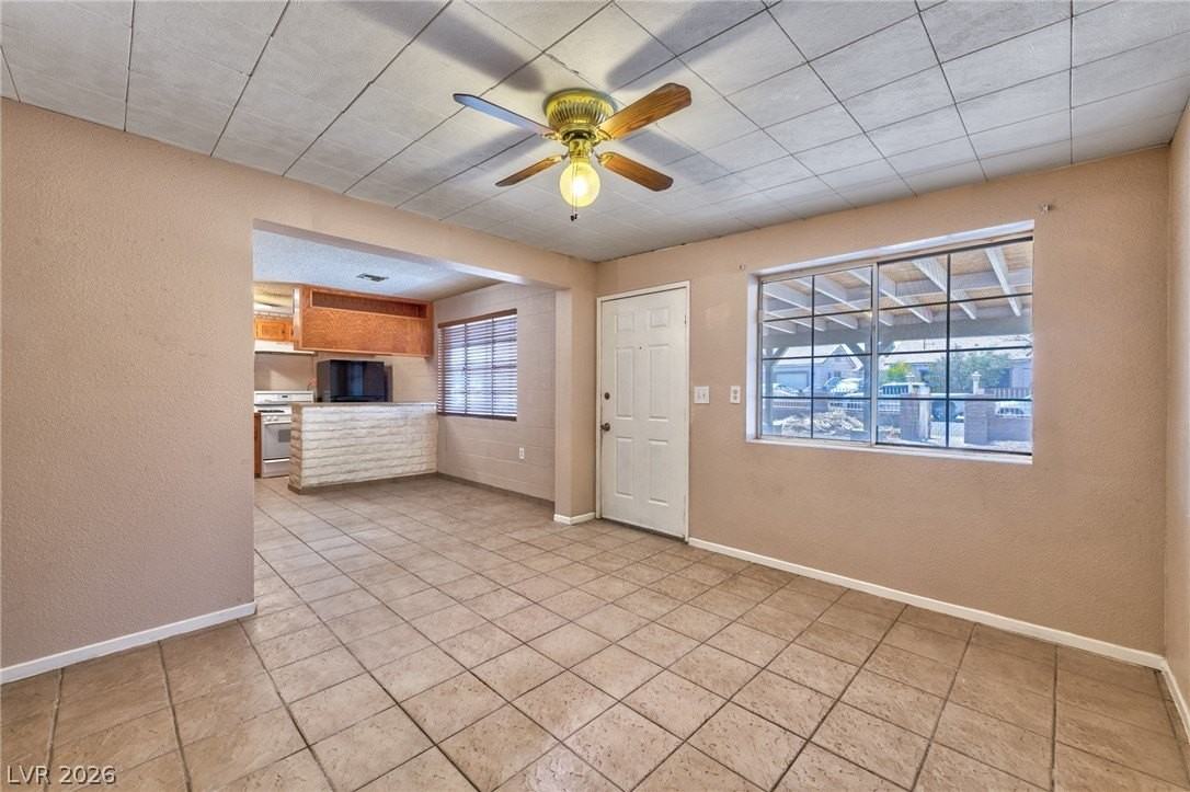 1816 Merze Ave - Photo 3 of 16