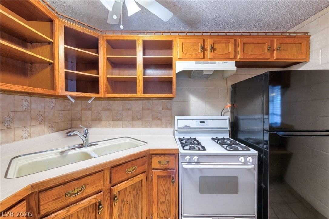 1816 Merze Ave - Photo 5 of 16