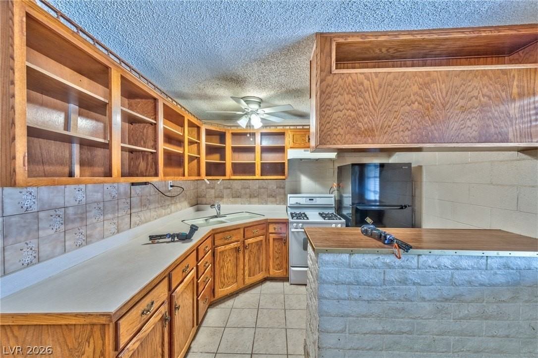 1816 Merze Ave - Photo 6 of 16
