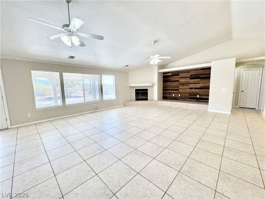 2281 S Zuni Ave - Photo 3 of 22