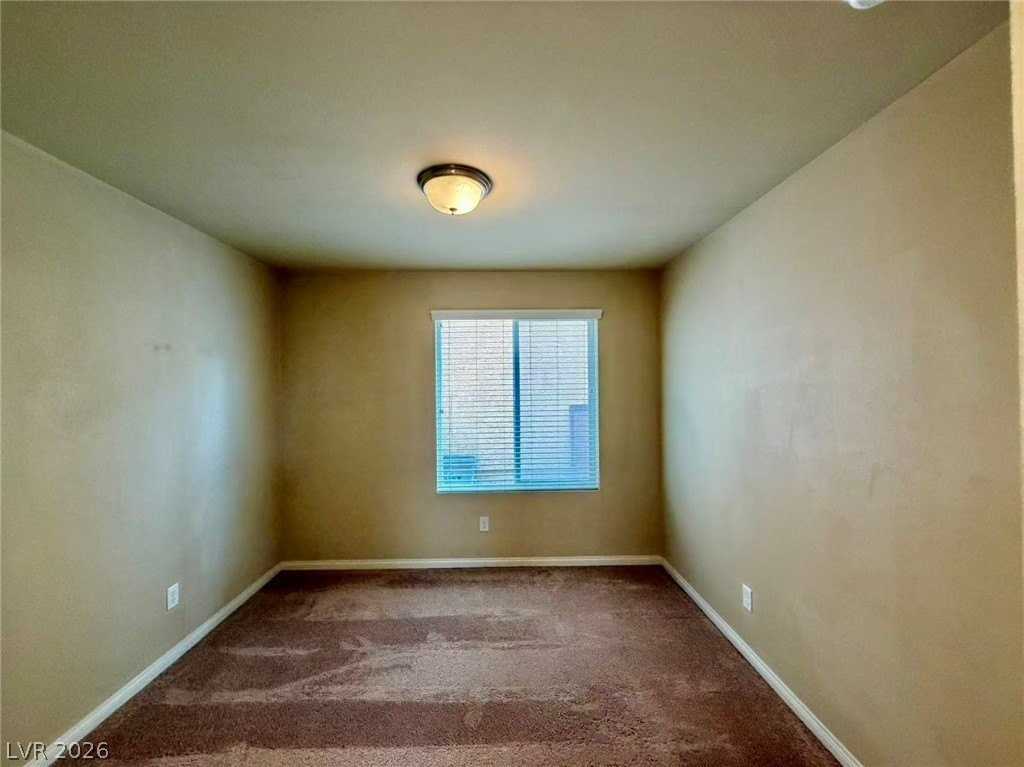 8105 Discovery Point St - Photo 6 of 17