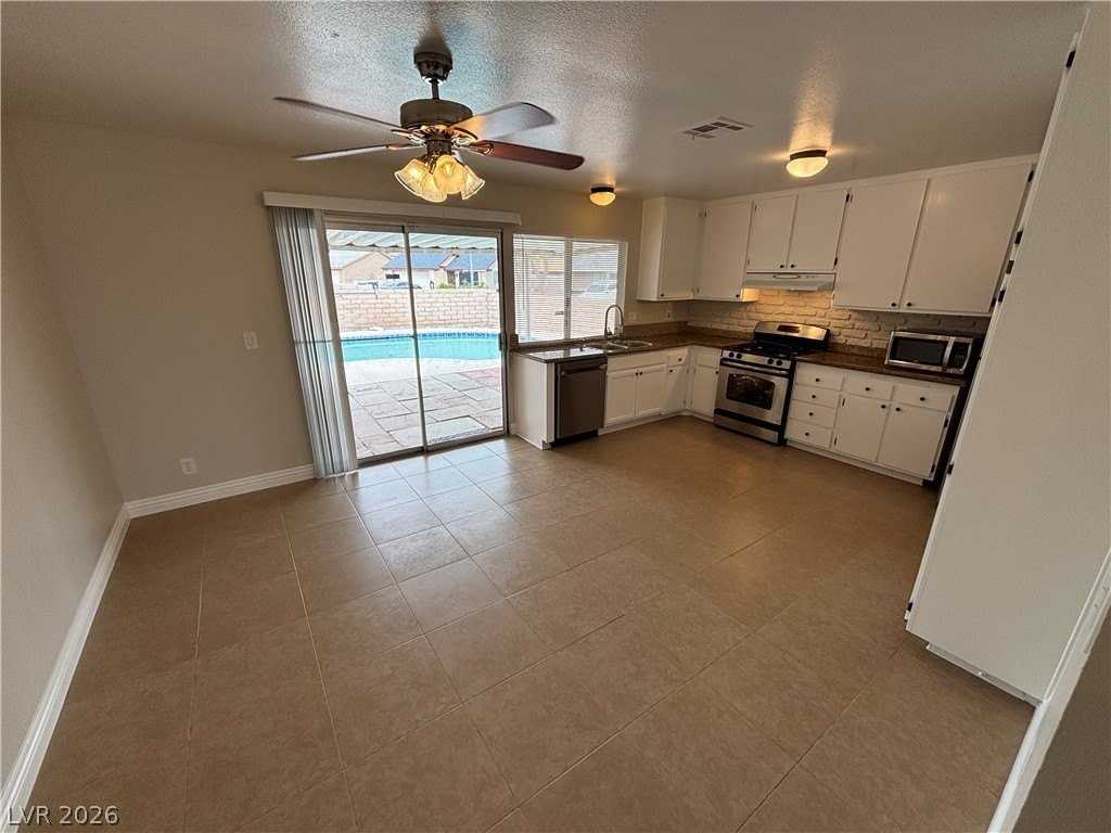 7206 Archcrest Ave - Photo 5 of 33