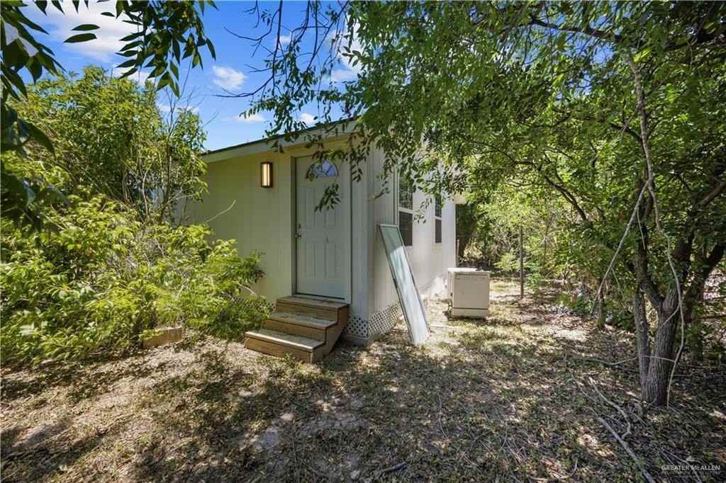 1414 N Glasscock Rd - Photo 2 of 6