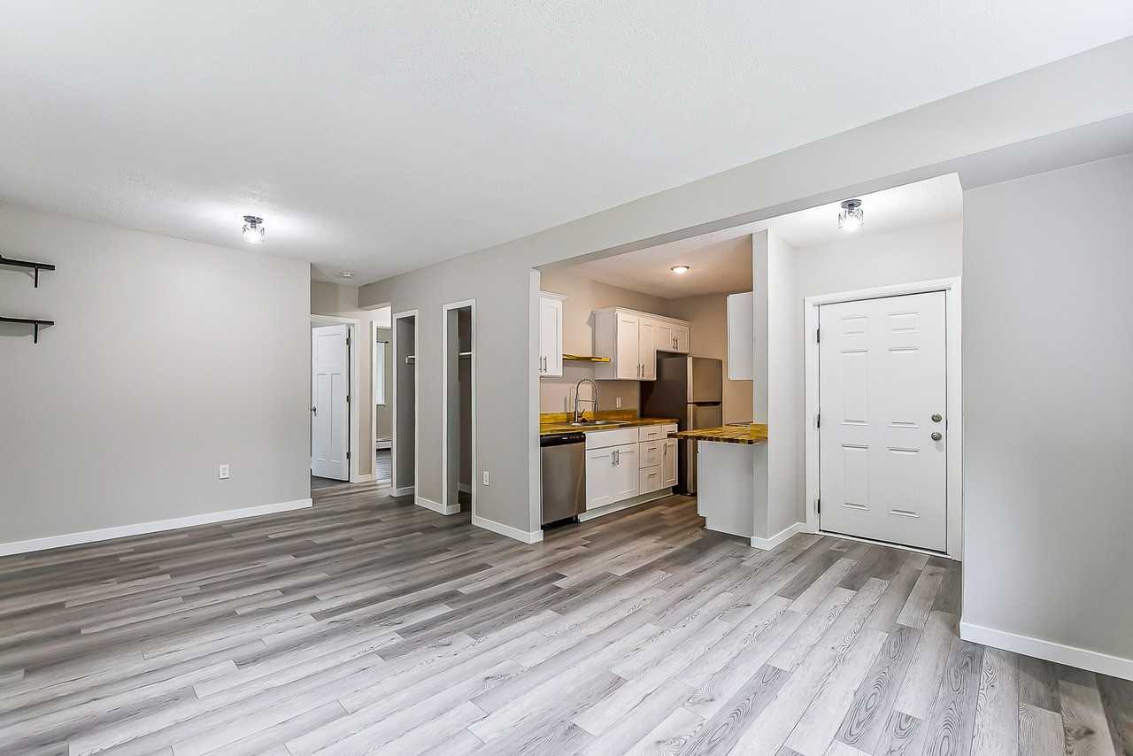 9275 Brookside Dr #H - Photo 2 of 15