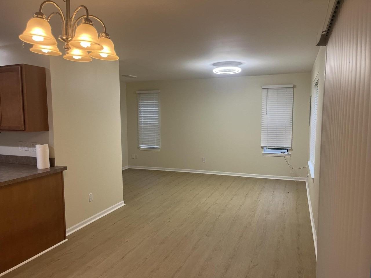 22741 Middlebelt Rd - Photo 3 of 24