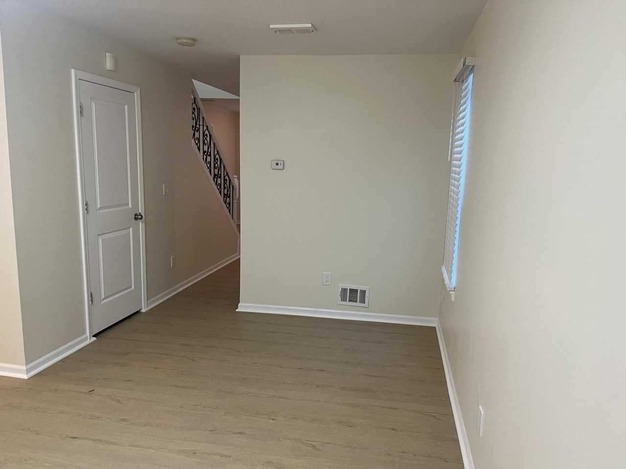 22741 Middlebelt Rd - Photo 6 of 24