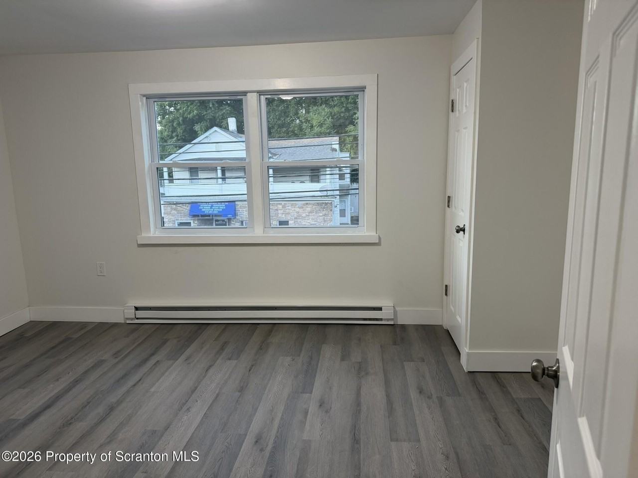 1159 Luzerne St #2ndFL - Photo 7 of 9
