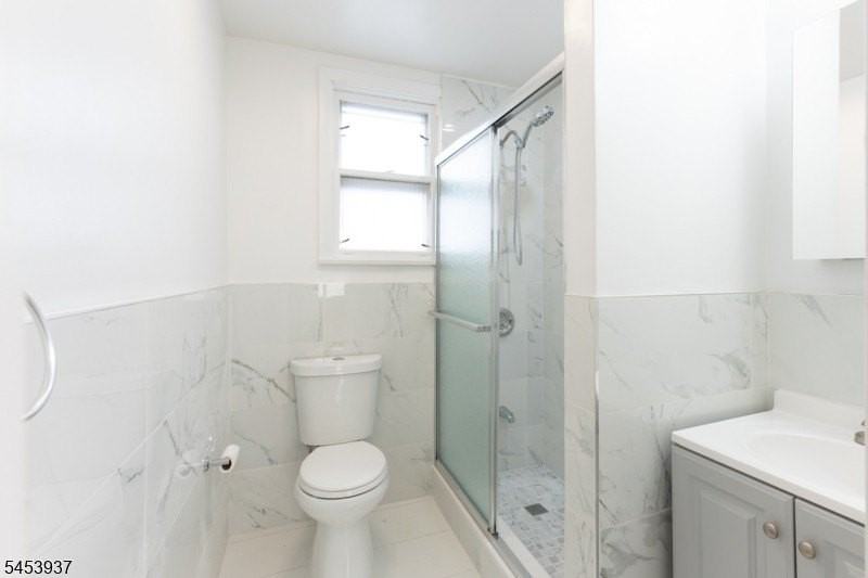 297 Delaware Ave - Photo 5 of 14