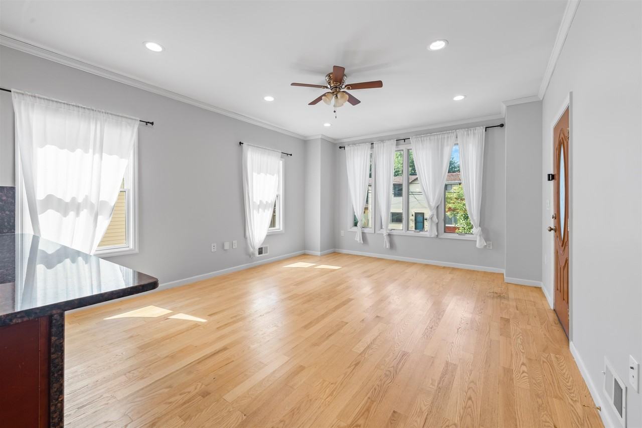 108 Kearney Ave #1 - Photo 3 of 26