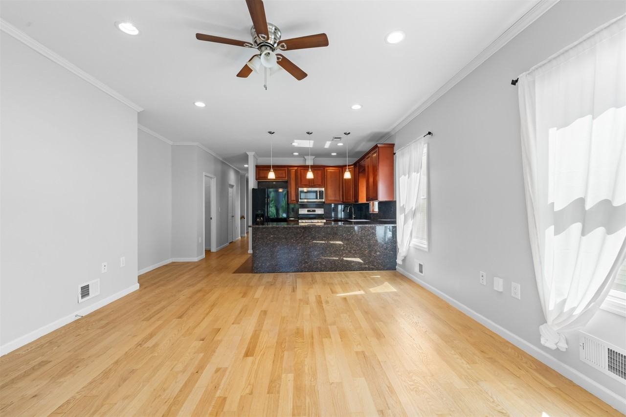 108 Kearney Ave #1 - Photo 4 of 26