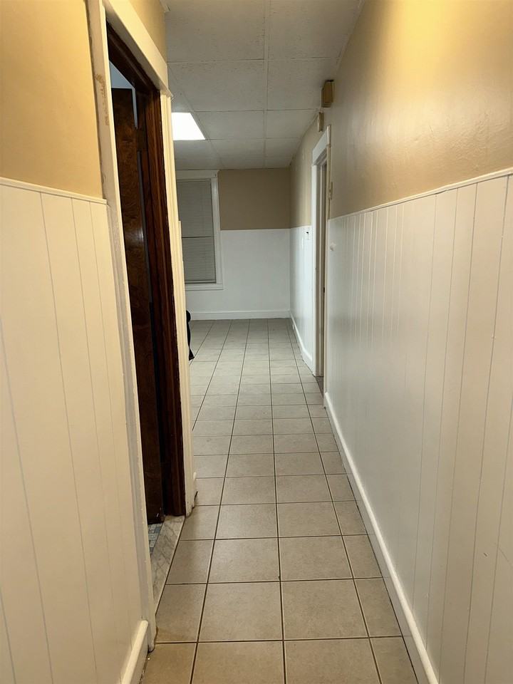5407 Jackson St #1 - Photo 5 of 15